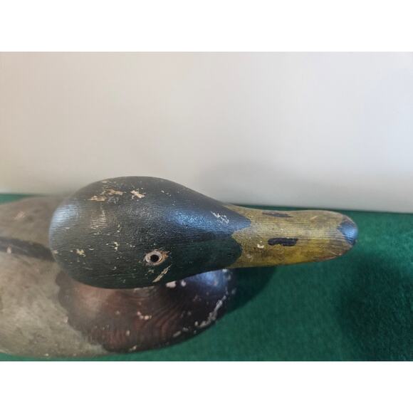 Antique Mallard Duck decoy looks like a Martin - Picture 9 of 10